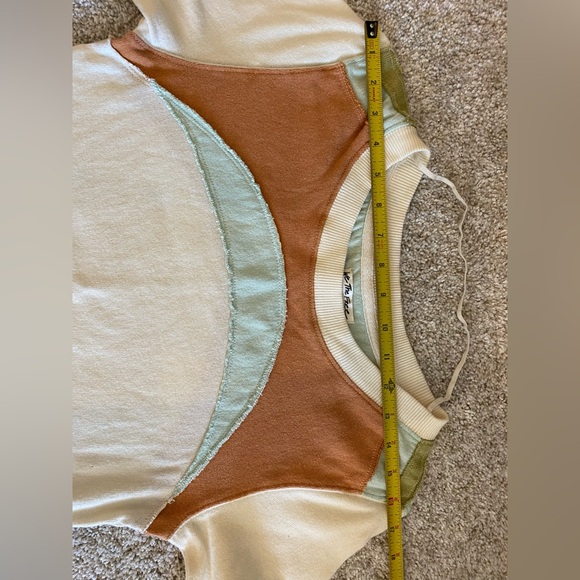 We The Free distressed women’s top - Picture 8 of 9